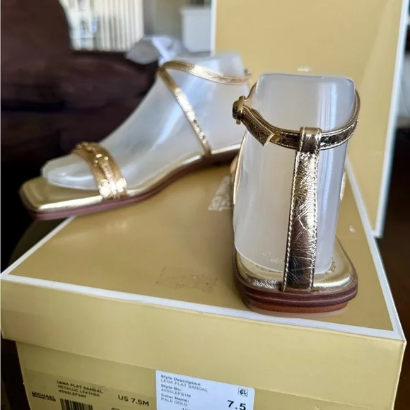✨ NEW Michael Kors Square Toe Sandals – Pale Gold ✨ - Picture 8 of 15